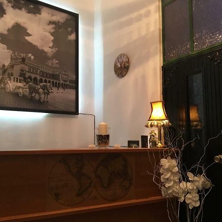 Old Cracow Apartments คราคูฟ ภายนอก รูปภาพ