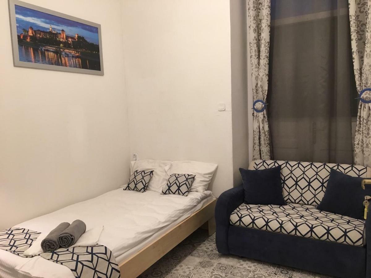 Old Cracow Apartments คราคูฟ ภายนอก รูปภาพ