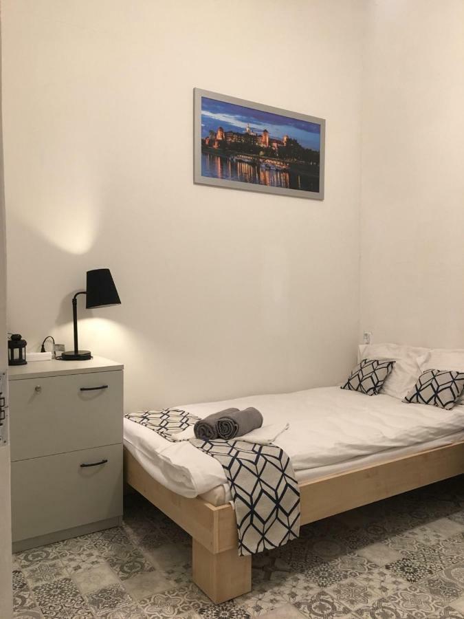 Old Cracow Apartments คราคูฟ ภายนอก รูปภาพ