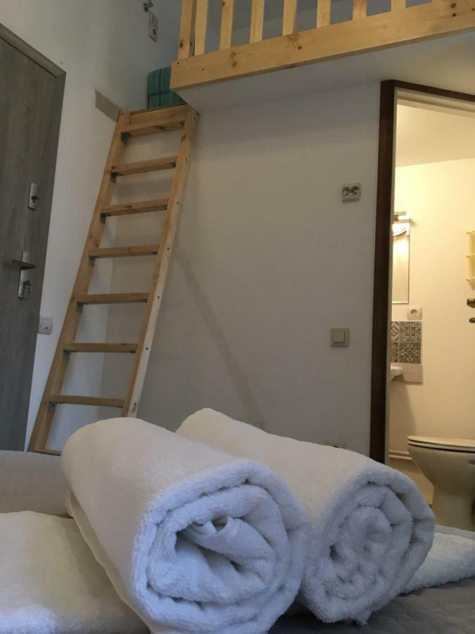 Old Cracow Apartments คราคูฟ ภายนอก รูปภาพ