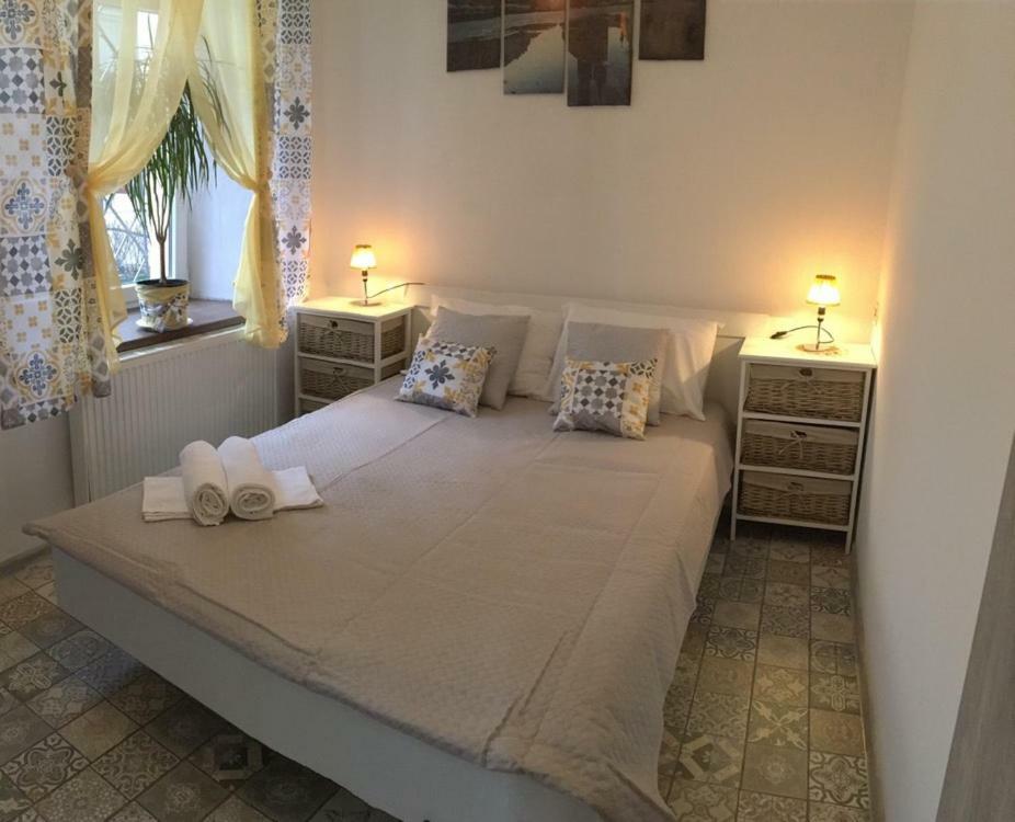 Old Cracow Apartments คราคูฟ ภายนอก รูปภาพ