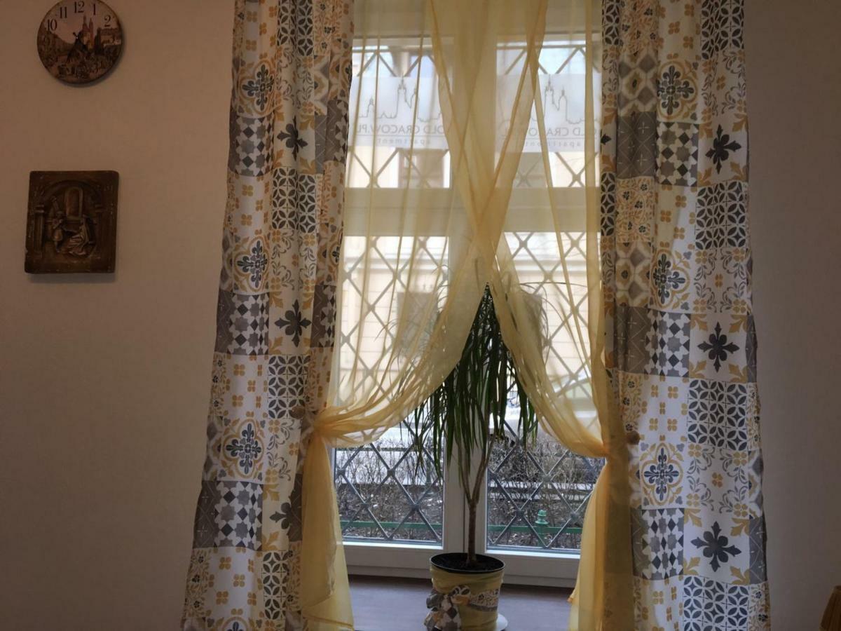 Old Cracow Apartments คราคูฟ ภายนอก รูปภาพ