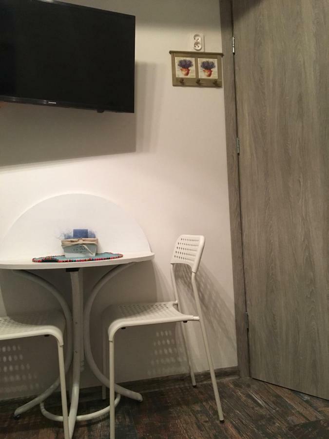 Old Cracow Apartments คราคูฟ ภายนอก รูปภาพ