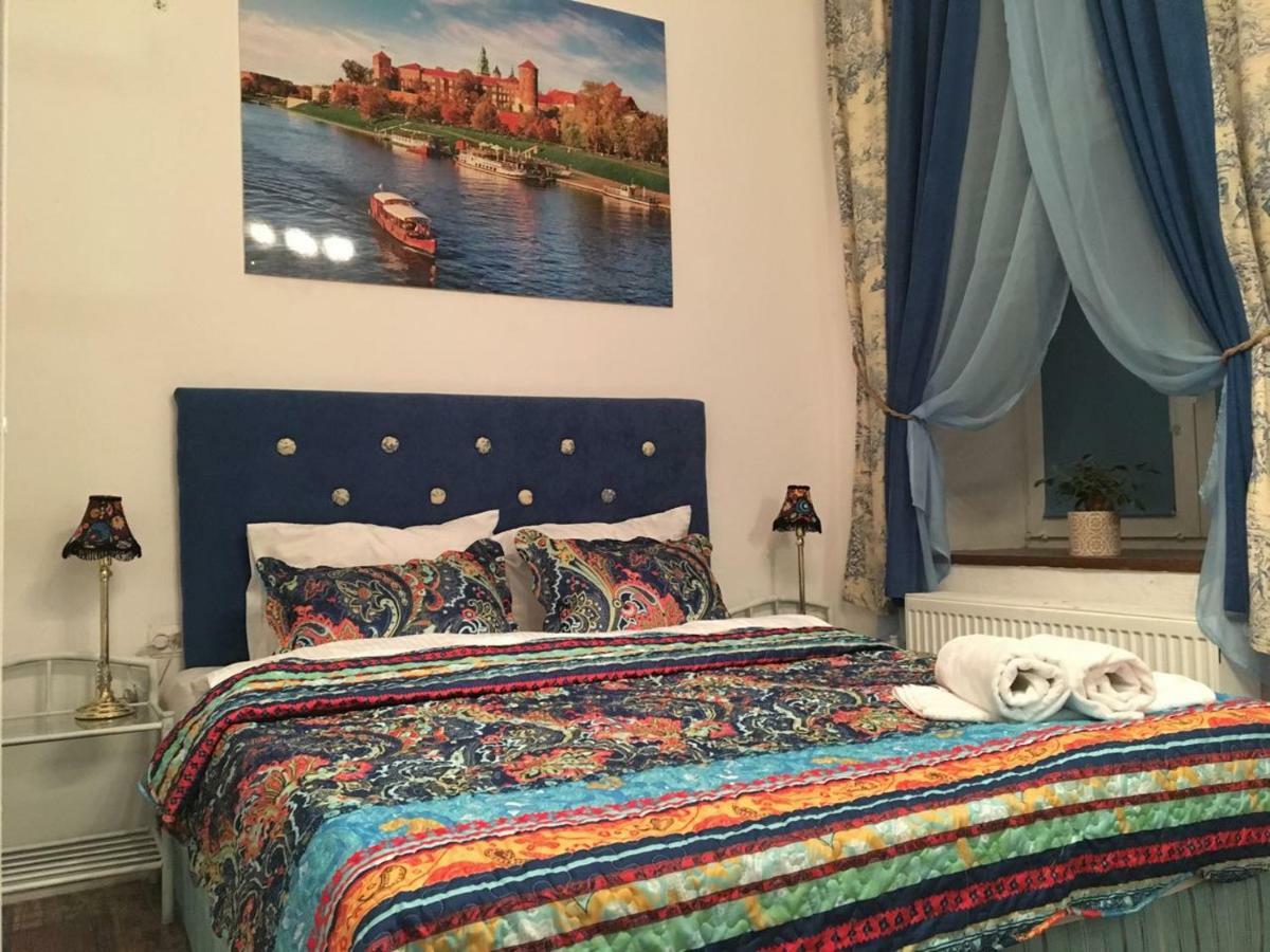 Old Cracow Apartments คราคูฟ ภายนอก รูปภาพ